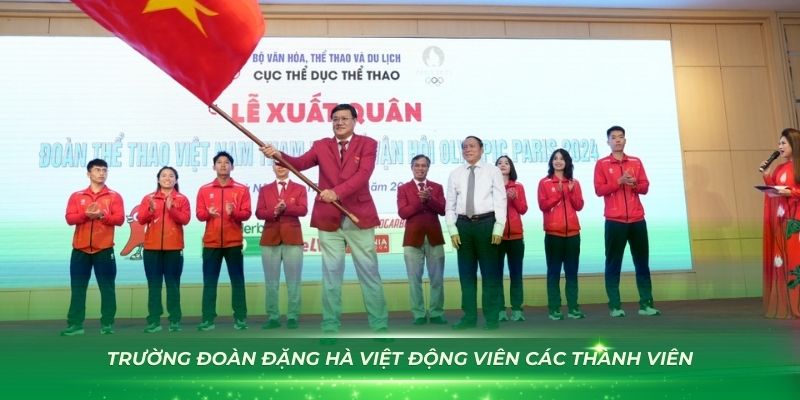 Trường đoàn Đặng Hà Việt động viên các thành viên